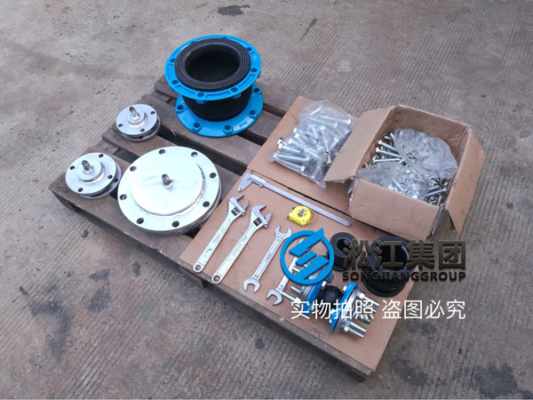 新型橡膠接頭生產出來后的第一件事就是壓力檢測
