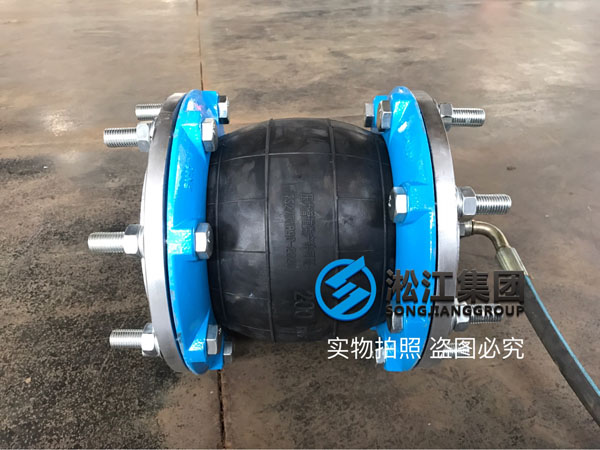 新型橡膠接頭生產出來后的第一件事就是壓力檢測