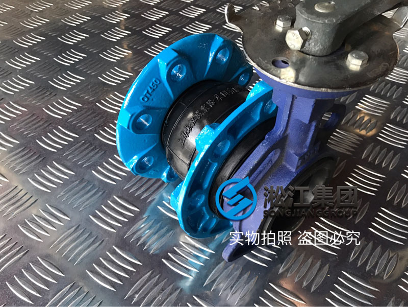為什么橡膠接頭與對夾式軟密封蝶閥連接后出現泄漏現象？