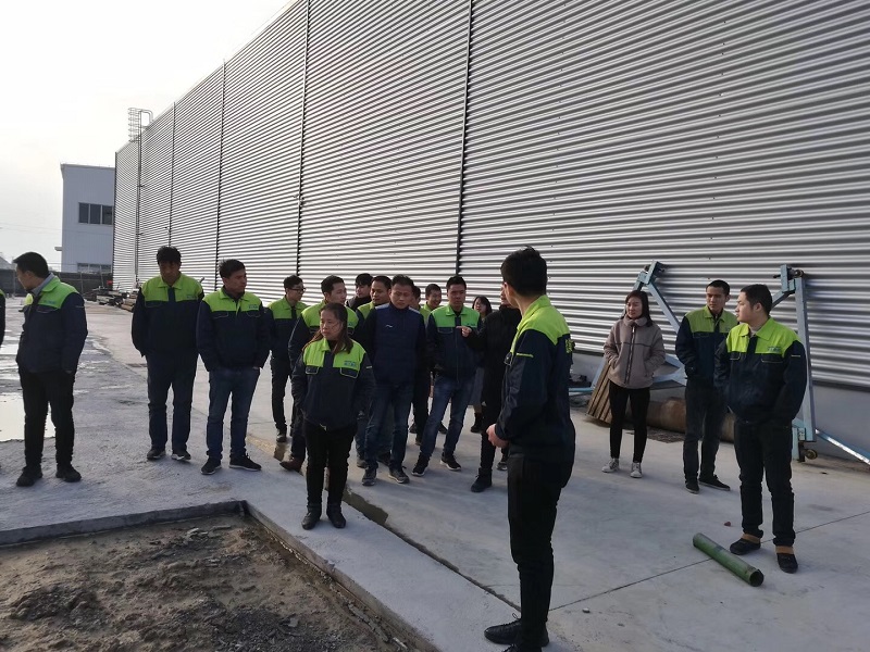 南通工廠上班第一天進行全面培訓